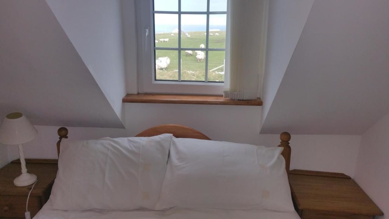 Отели типа «постель и завтрак» Malin Head View B&B / Apartments Ballygorman-22