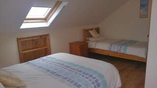 Отели типа «постель и завтрак» Malin Head View B&B / Apartments Ballygorman Double and Single bed with Ensuite-3